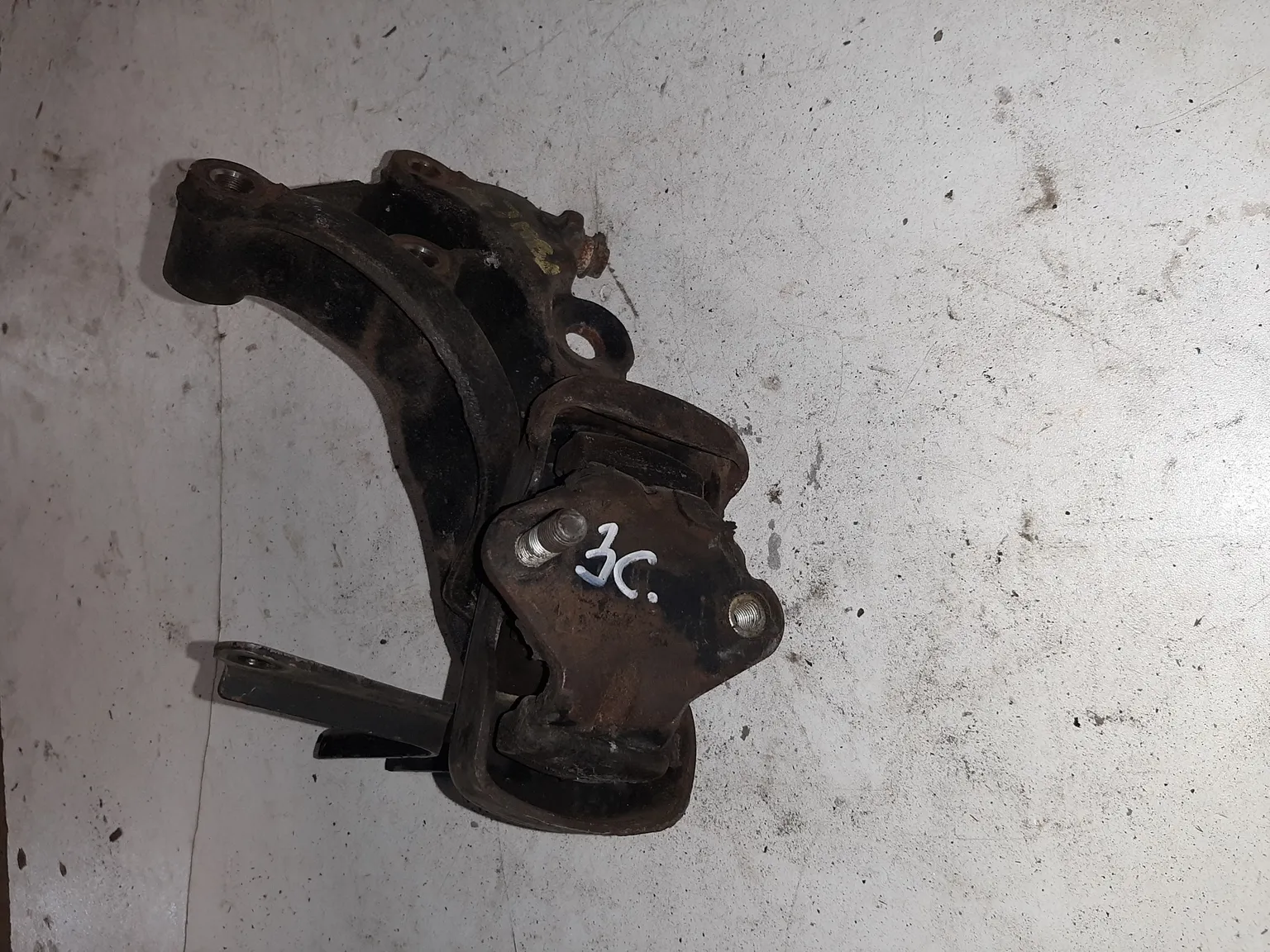 Подушка двигателя TOYOTA 1236164320 K2 TOYOTA LITE ACE NOAH CR40 2C Перед (Контрактный)