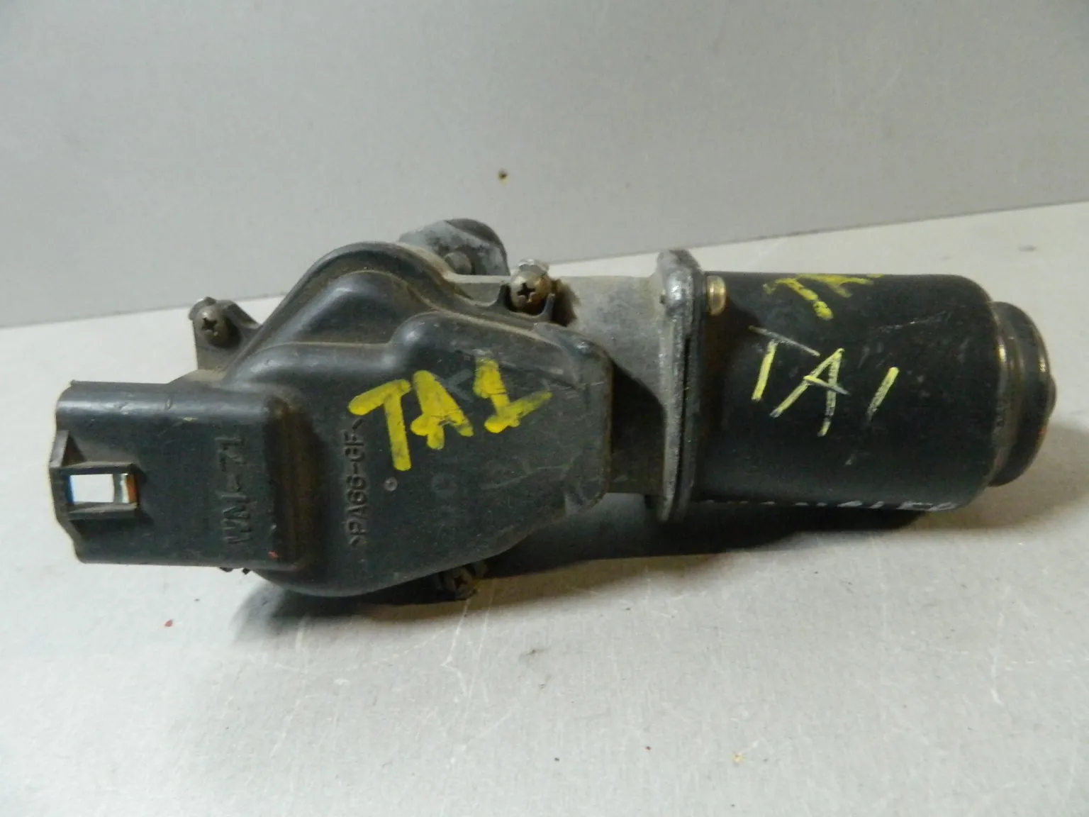 Мотор дворников HONDA AVANCIER TA1 (Контрактный) 81528638