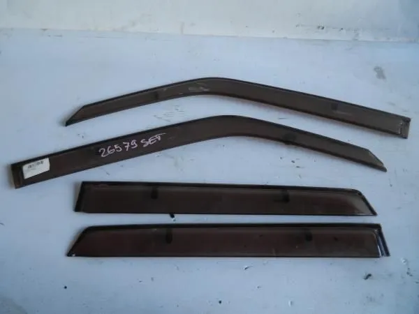 Ветровик NISSAN JUKE YF15 компл 4шт (Контрактный)