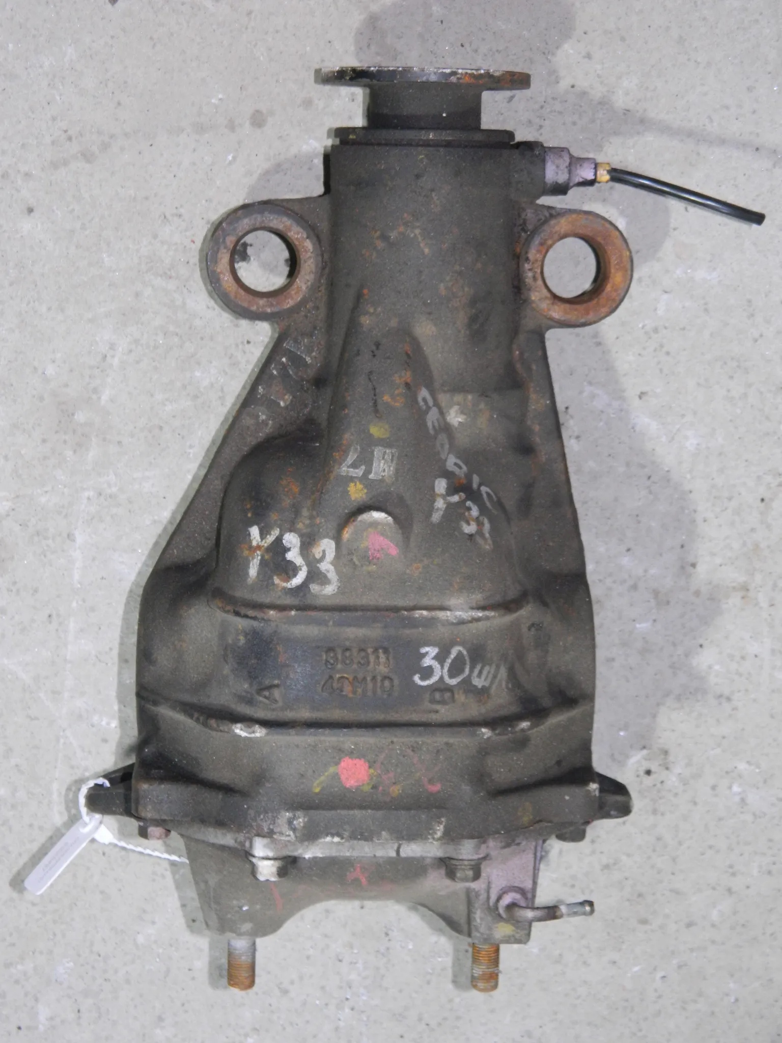 Редуктор NISSAN SKYLINE HR33 Зад (Контрактный) 69586497