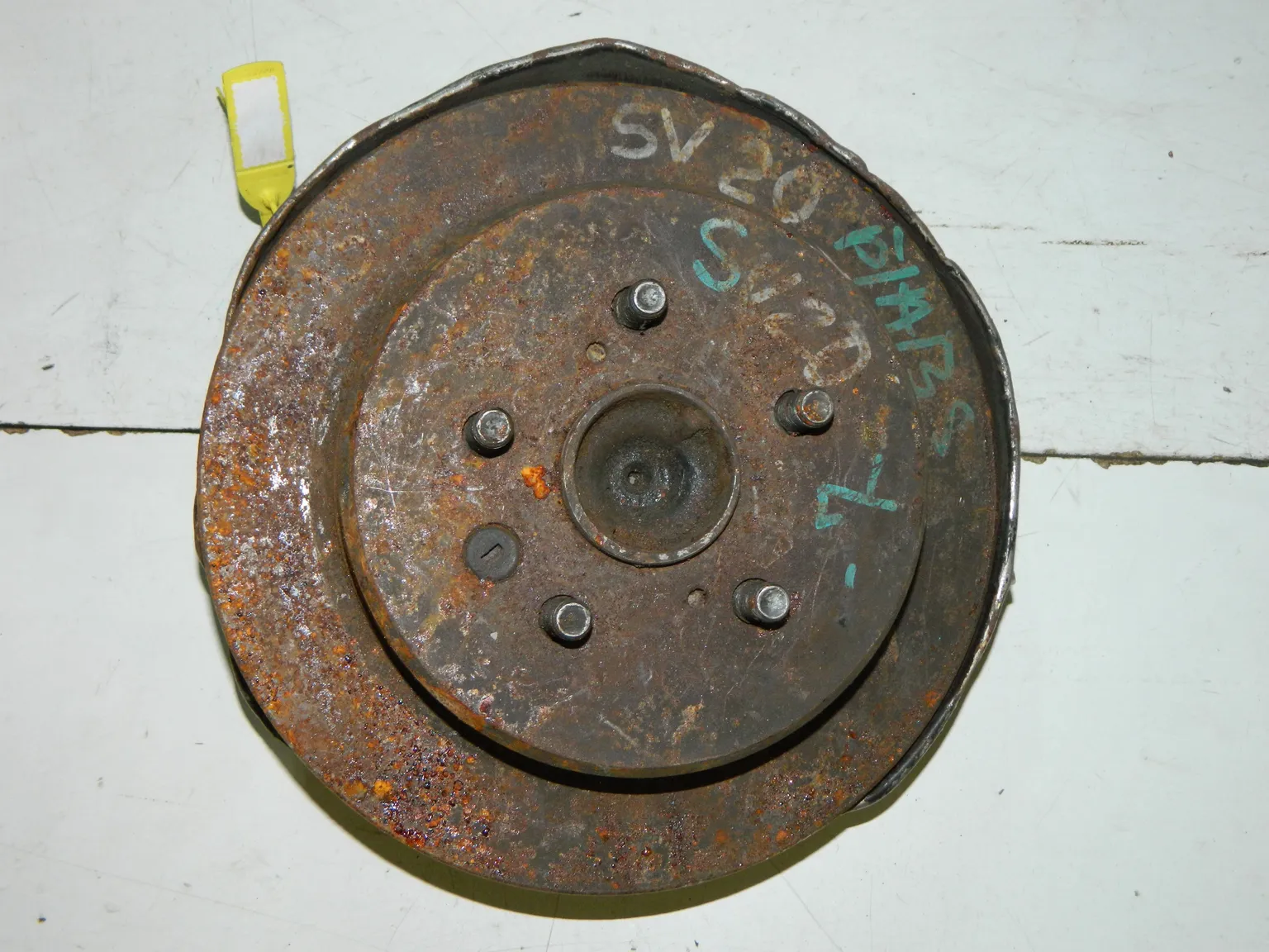 Ступица TOYOTA CAMRY SV20 Зад Лев (Контрактный) 40951032