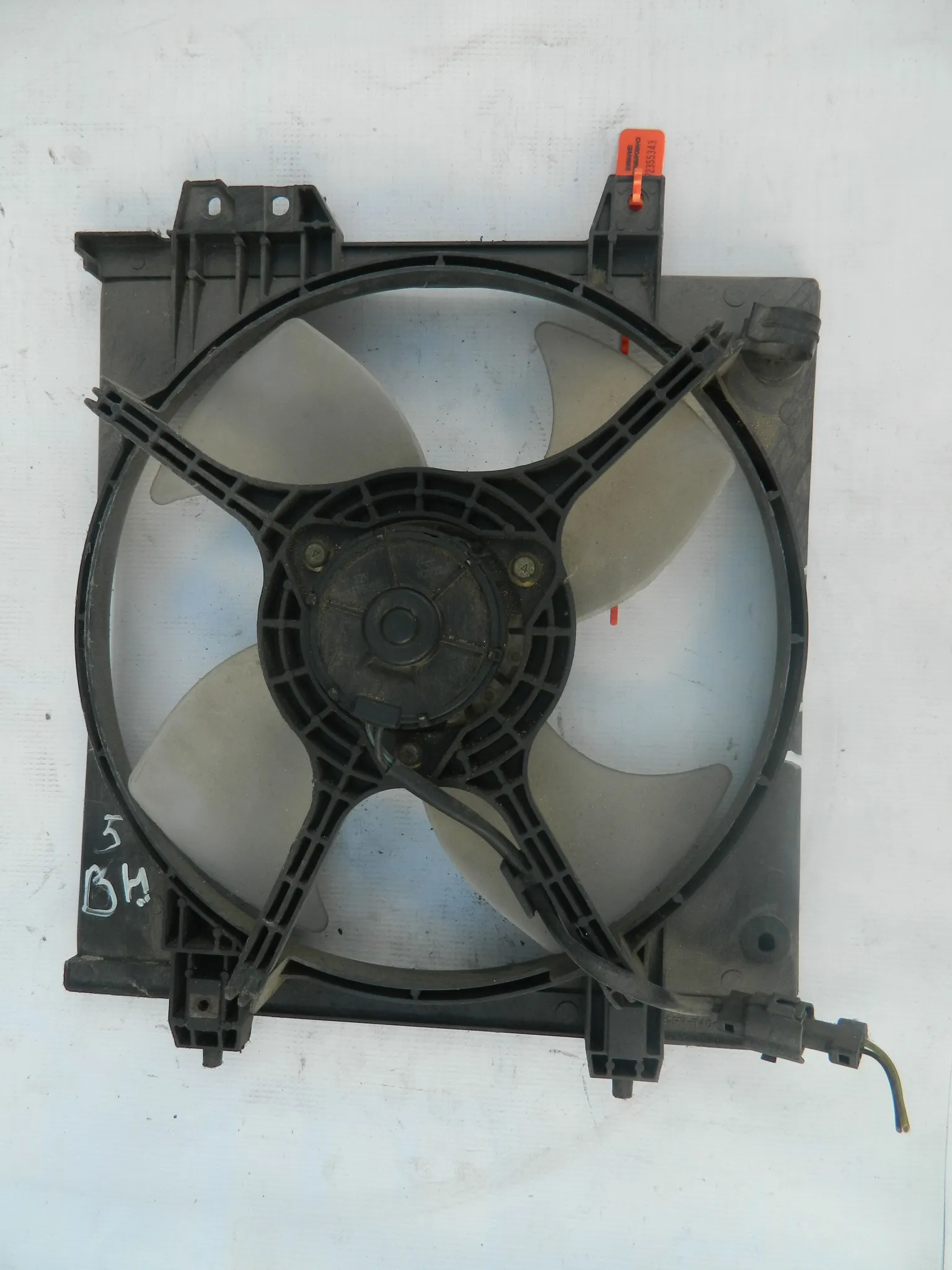 Диффузор радиатора SUBARU LEGACY BE5 (Контрактный) 72355343