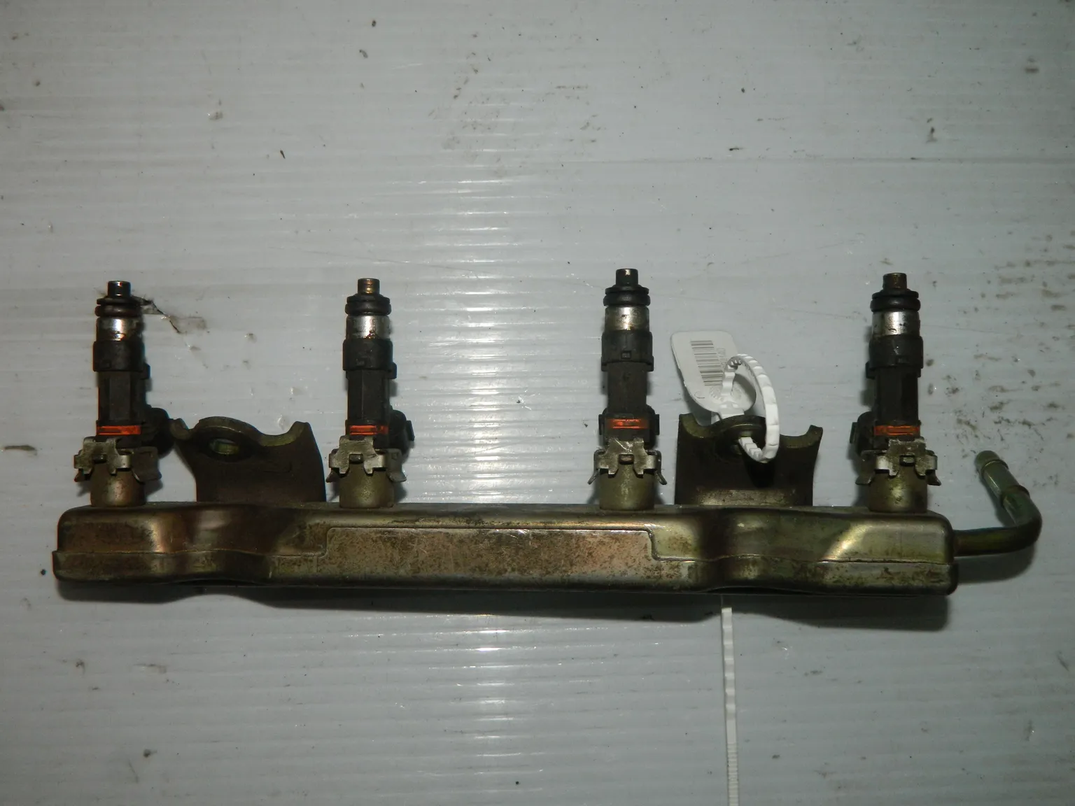 Рампа топливная с форсунками NISSAN MICRA CR12DE (Б/У) 45984140