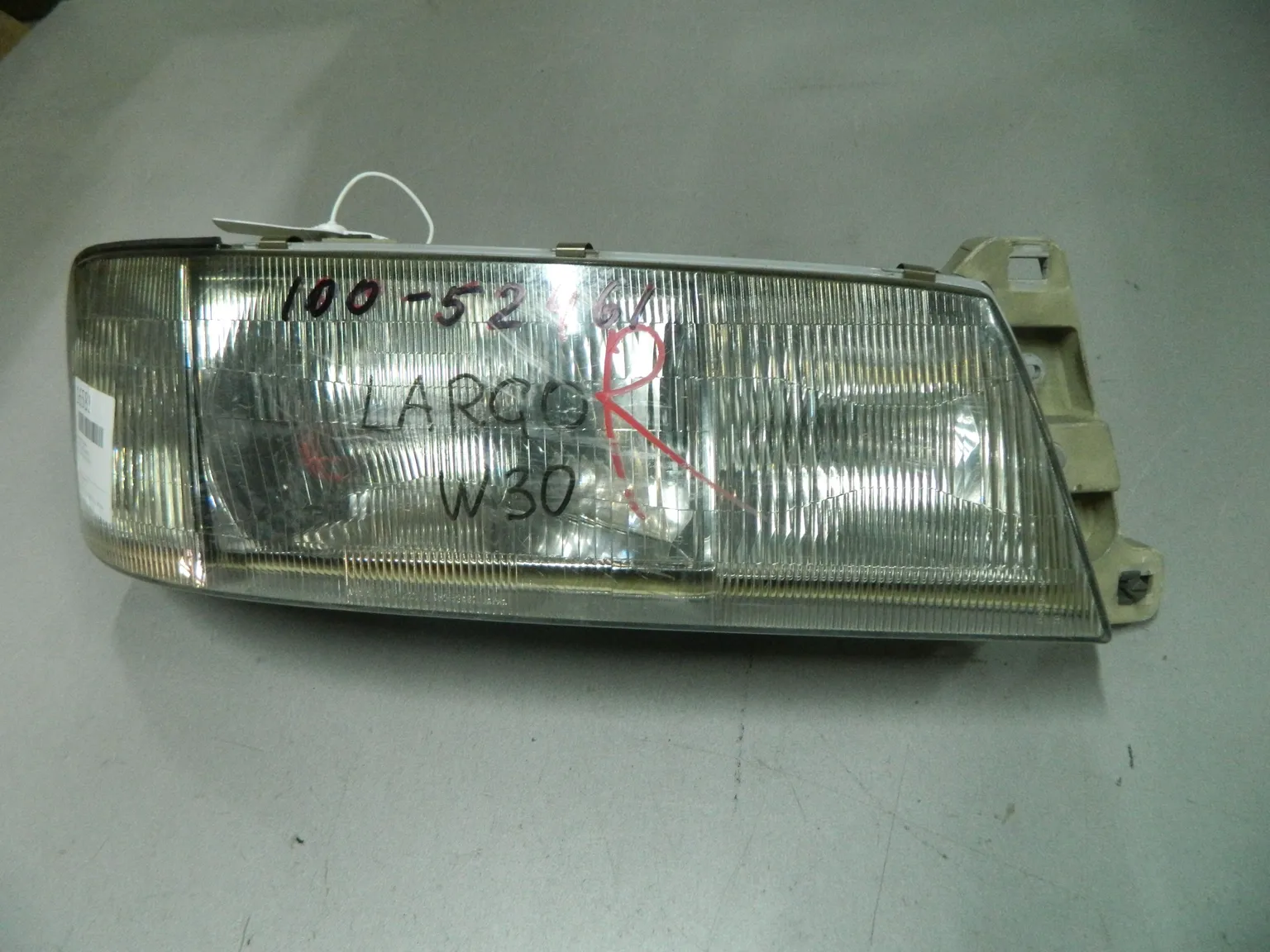 Фара NISSAN LARGO W30 Перед Прав (Контрактный) 03344030