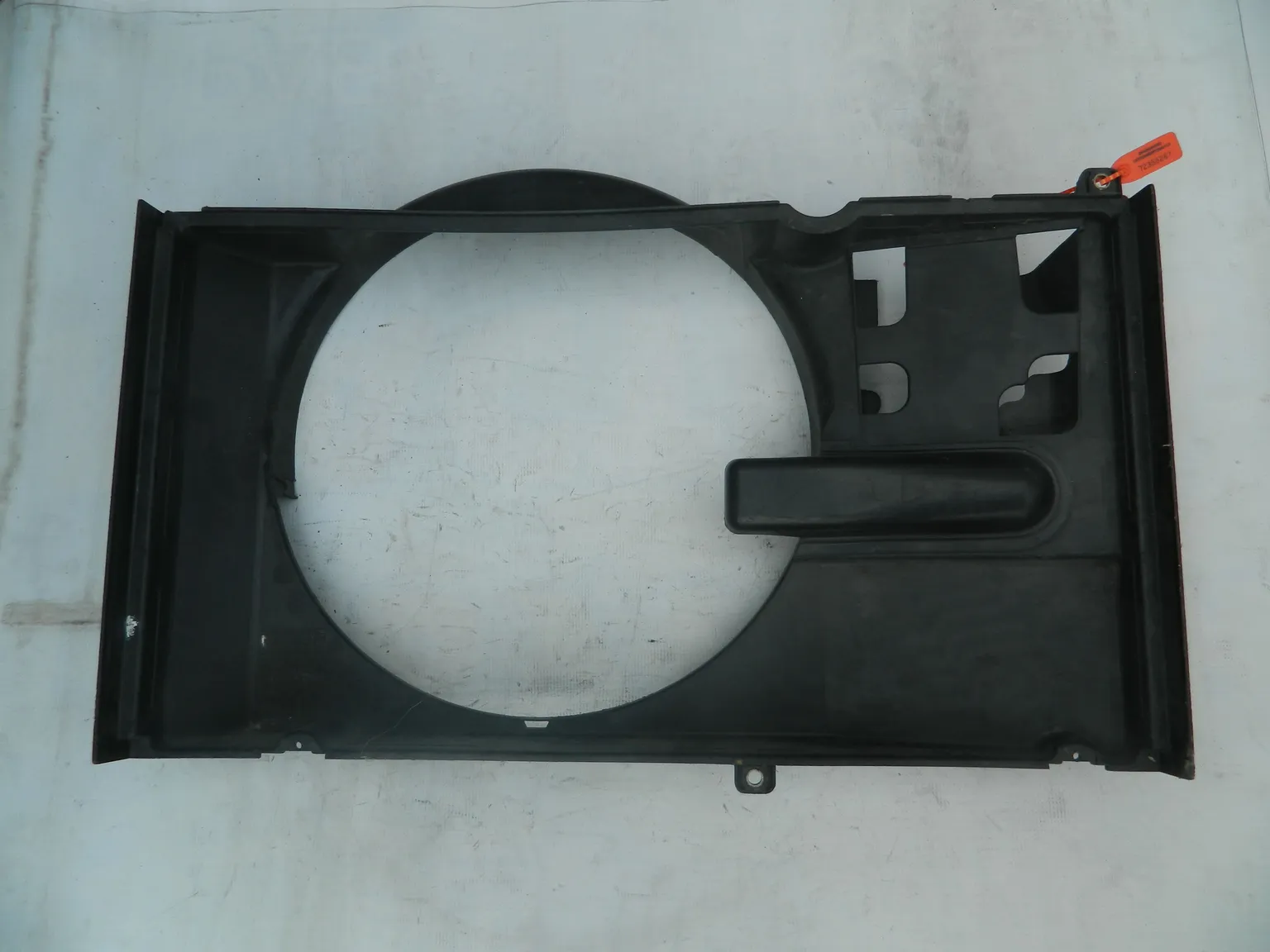 Диффузор радиатора TOYOTA VEROSSA JZX110 (Контрактный) 72355267