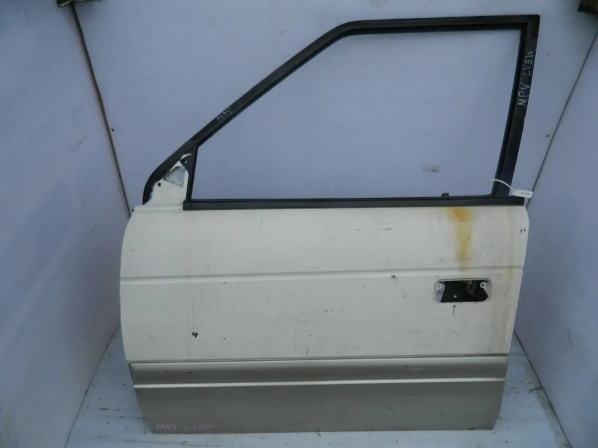 Дверь MAZDA MPV LV5W Перед Лев (Контрактный) 35021579 LB8258020G