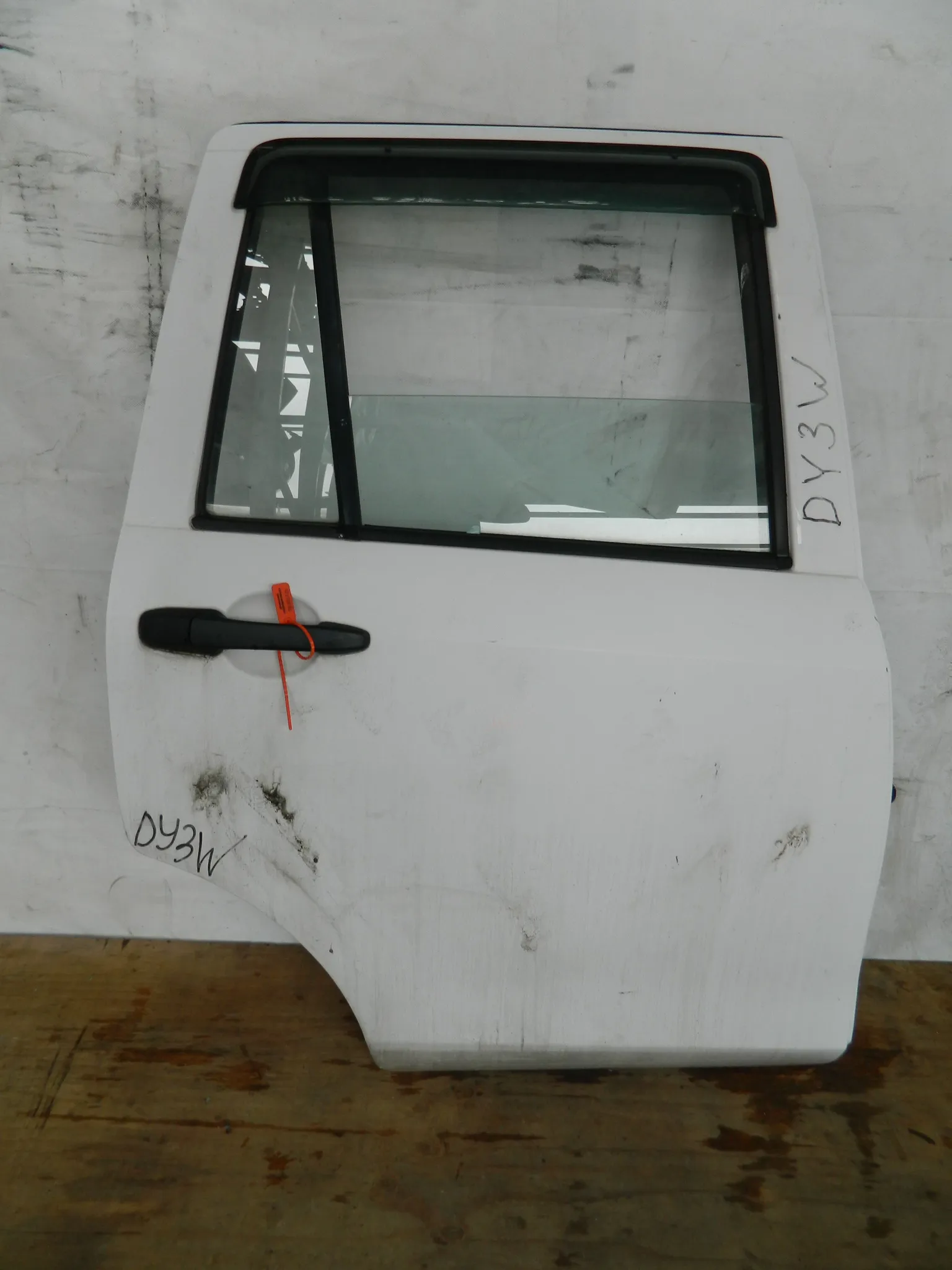 Дверь MAZDA DEMIO DY3W Зад Прав (Контрактный) 72355721