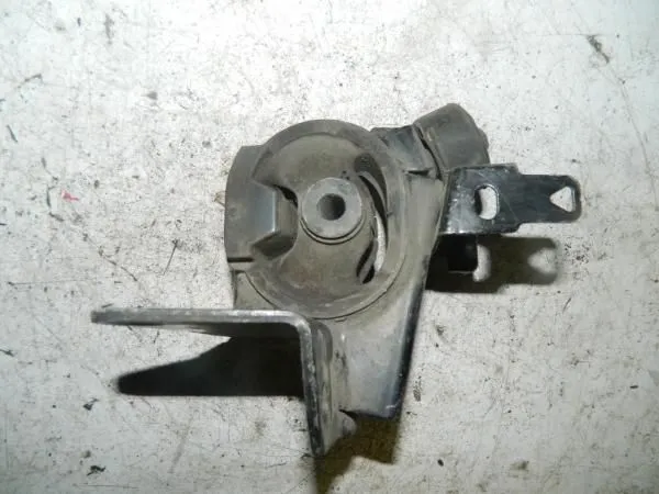 Подушка двигателя TOYOTA ОPA ZCT10 1ZZFE Лев (Контрактный)