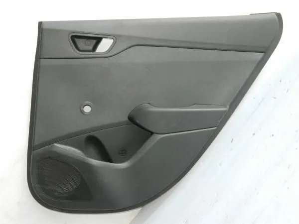 Обшивка двери HYUNDAI SOLARIS HCR Зад Прав (Б/У)
