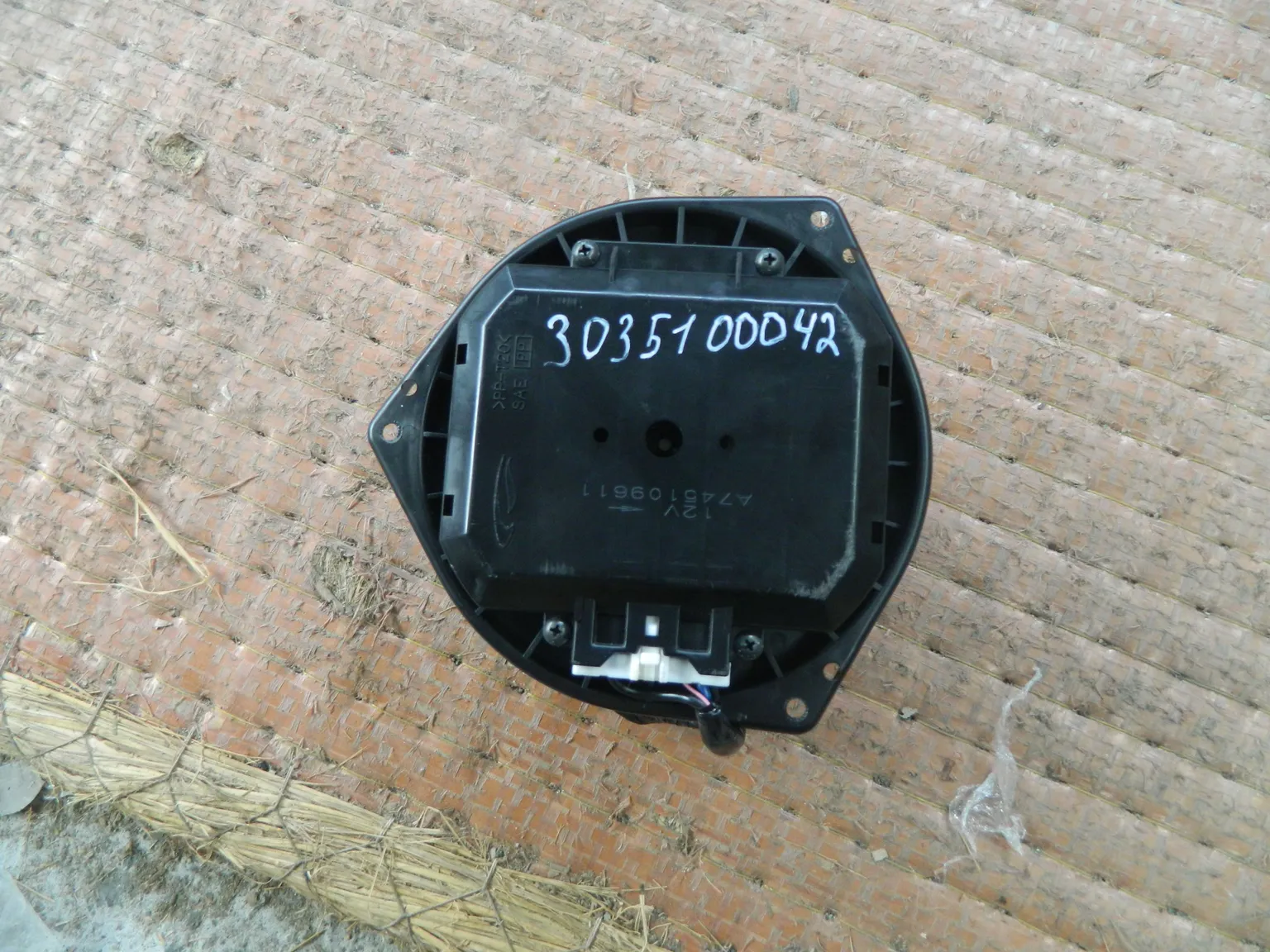 Мотор печки NISSAN SKYLINE J50 (Контрактный) 3035100042