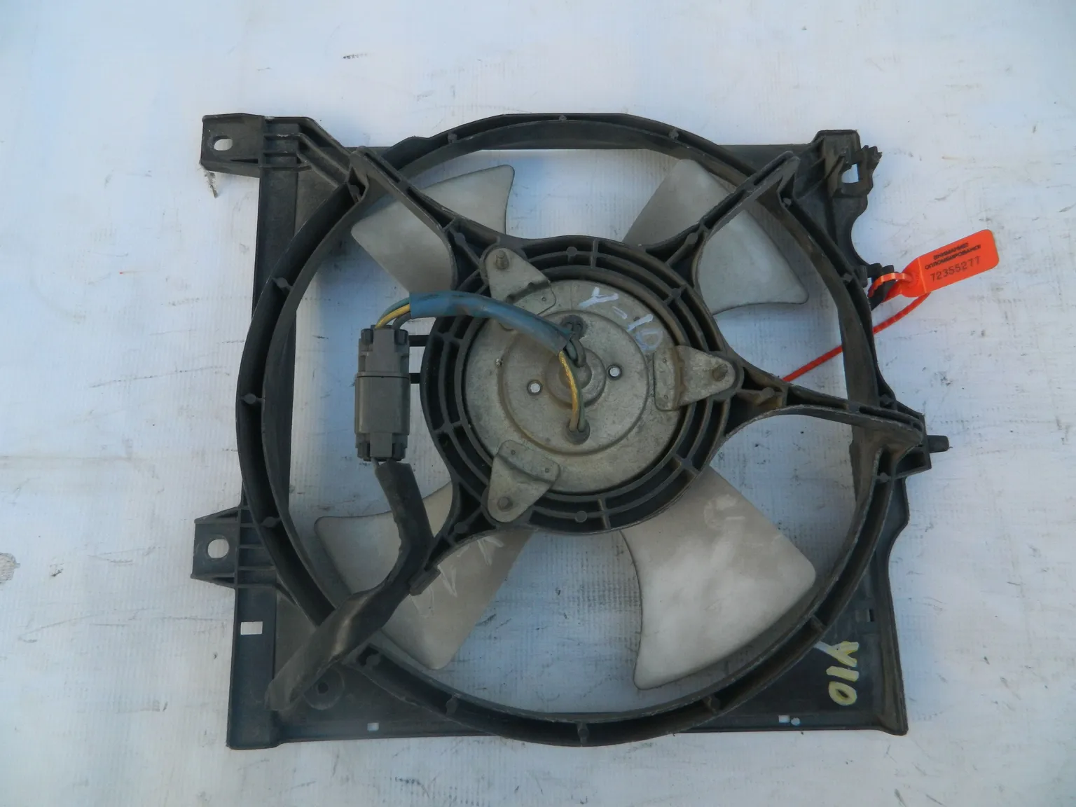 Диффузор радиатора NISSAN AD VSY10 (Контрактный) 72355277