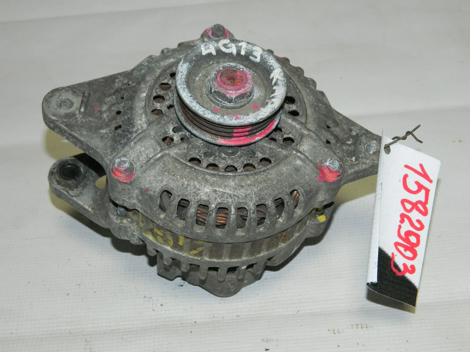 Генератор MITSUBISHI MIRAGE CB1A 4G13 (Контрактный) MD111149