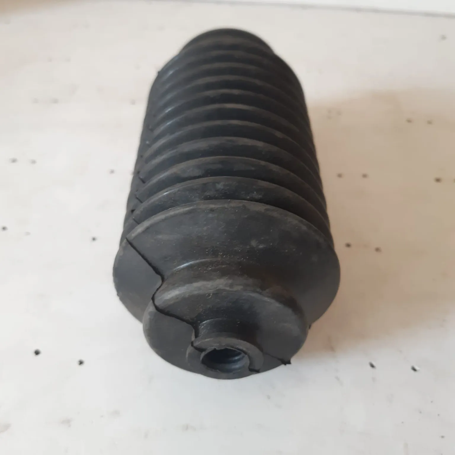 Пыльник MARUICHI RP2072 TOYOTA Corolla,Corsa,Cynos,MR2