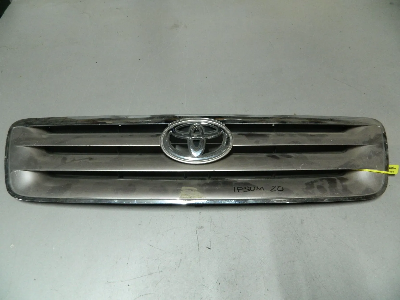 Решетка радиатора TOYOTA IPSUM ACM21 (Контрактный) 79773561