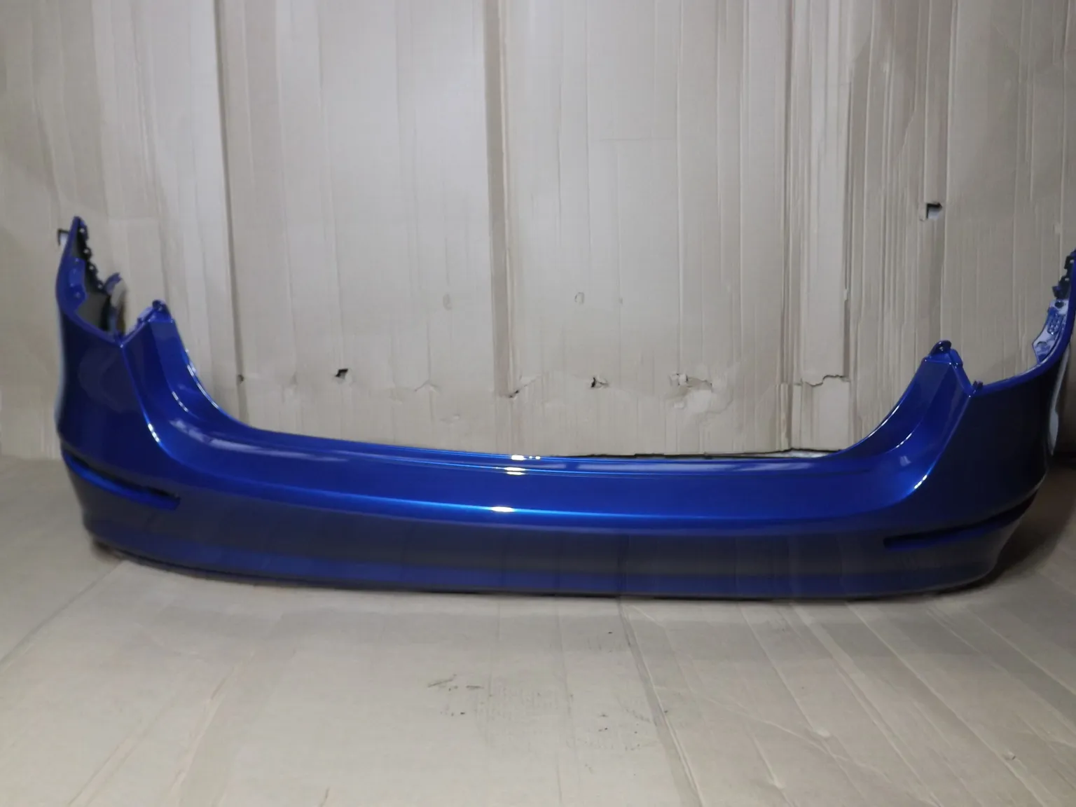 Бампер задний ATB 1AKR301ARWGM KIA RIO III 2015 - 2017 Рестайлинг Седан "Синий" (Sapphire blue) WGM