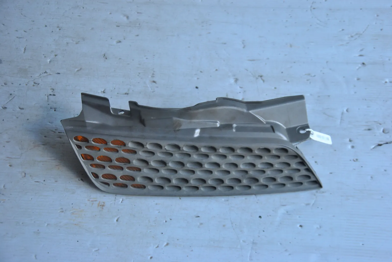 Решетка радиатора NISSAN MARCH AK12 Прав (Контрактный) 45984378 62320K74151