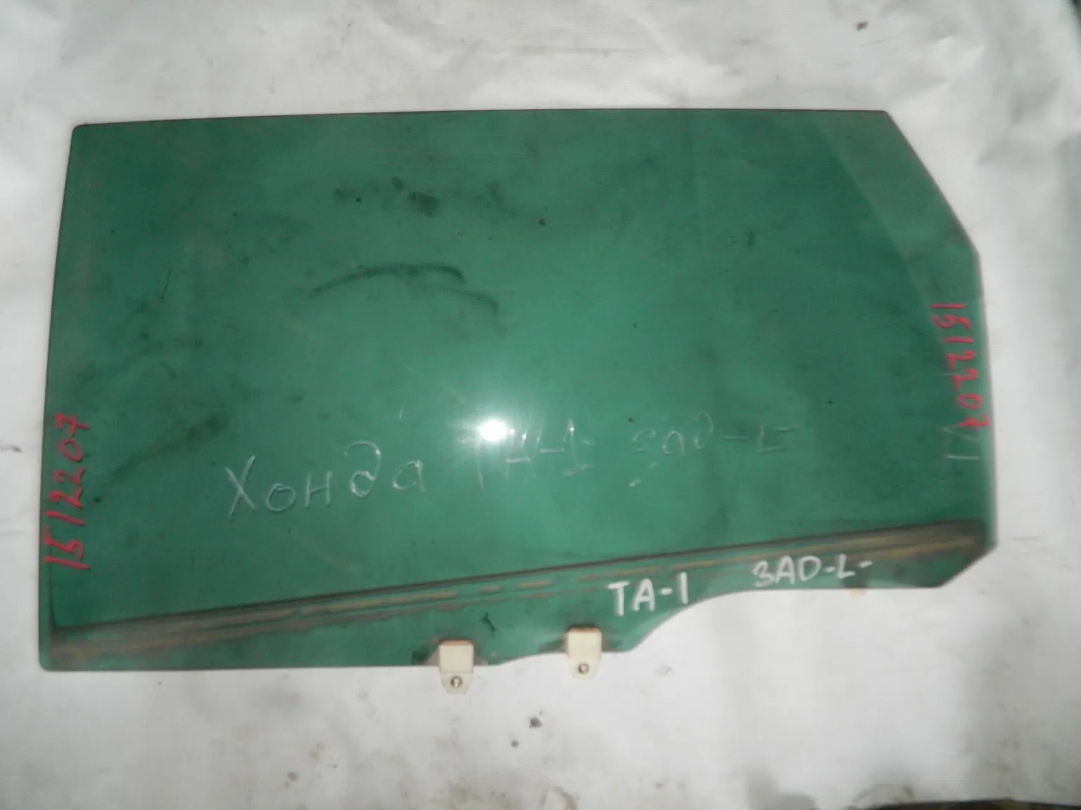 Стекло двери HONDA AVANCIER TA1 Задн. Лев (Контрактный) 1512207