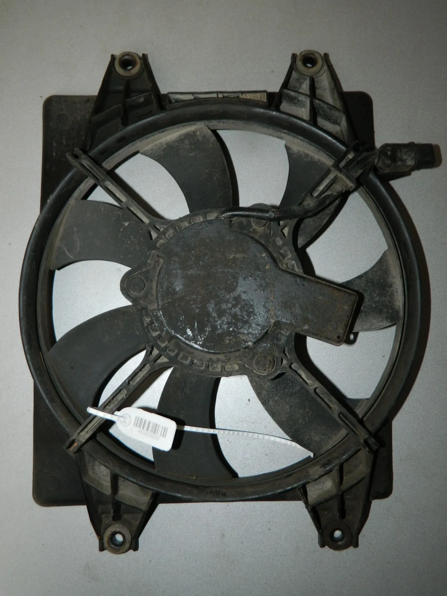 Диффузор радиатора HYUNDAI ACCENT LC G4EC (Б/У) 45989889