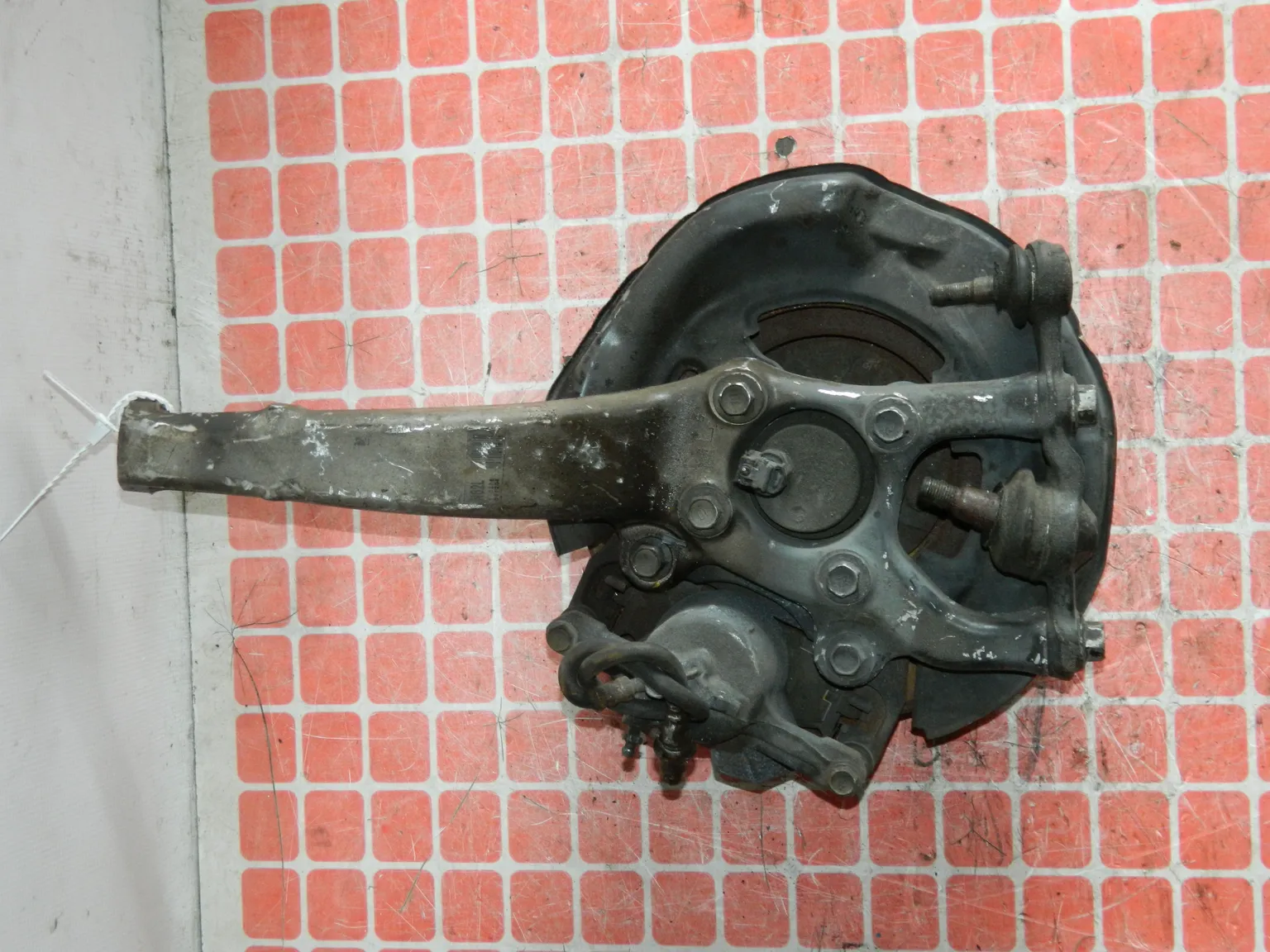 Ступица LEXUS IS250 GSE20 Перед Лев (Контрaктный) 45984694