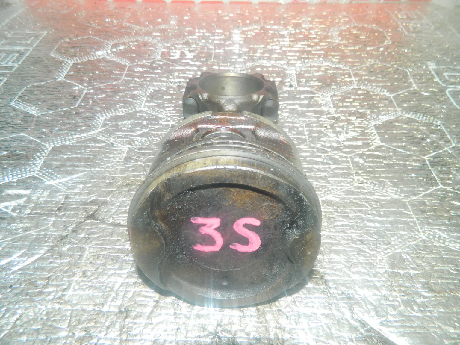 Поршень c шатуном TOYOTA 3SFE (Контрактный)13071335