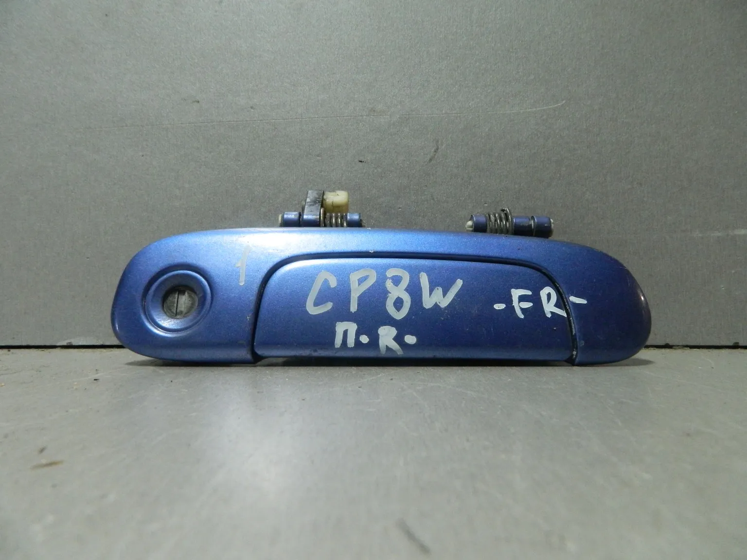 Ручка двери наружная MAZDA PREMACY CP8W Перед Прав (Контрактный) 81539938