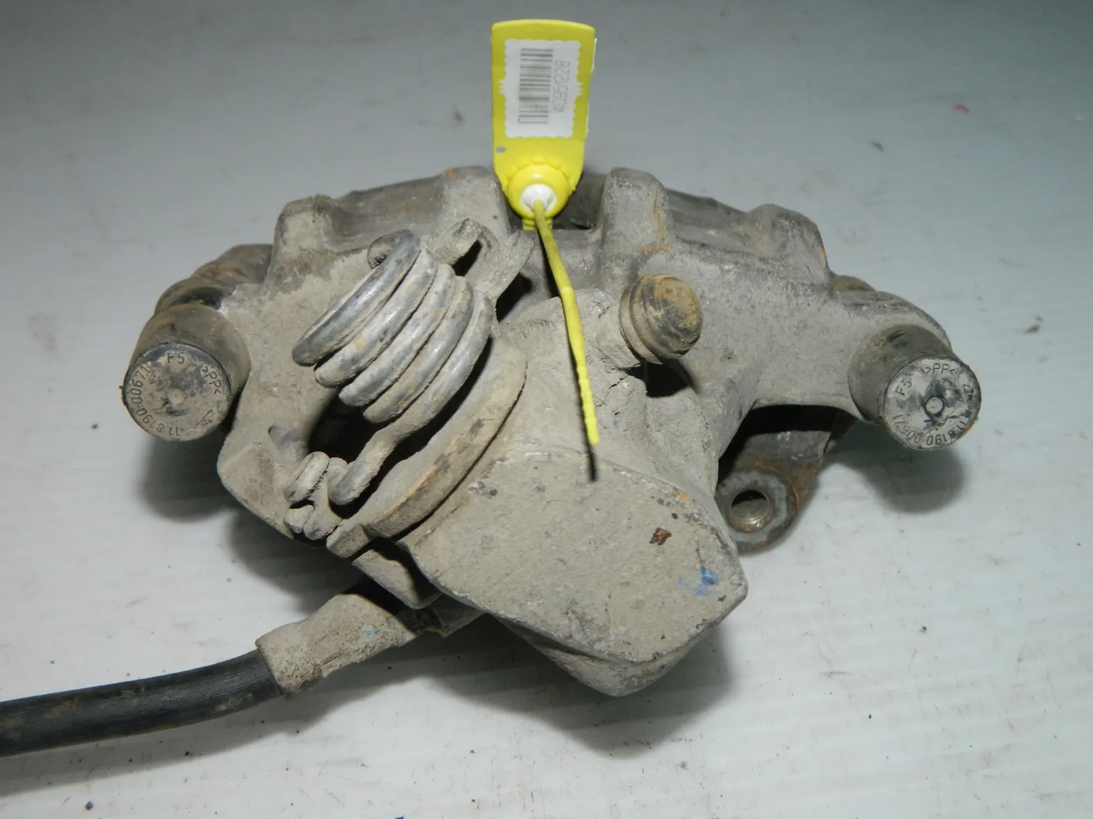 Суппорт тормозной FORD FOCUS 2 Зад Прав 40951228 Б/У