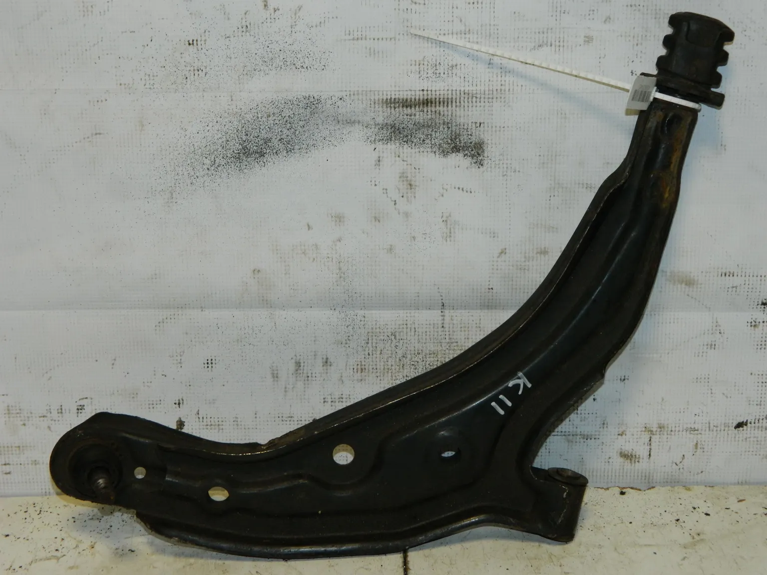 Рычаг Подвески NISSAN MARCH K11 Перед Прав (Контрактный) 45993145
