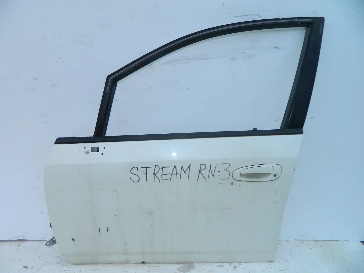 Дверь HONDA STREAM RN3 Перед Лев (Контрактный) 46098091 67050S7A010ZZ