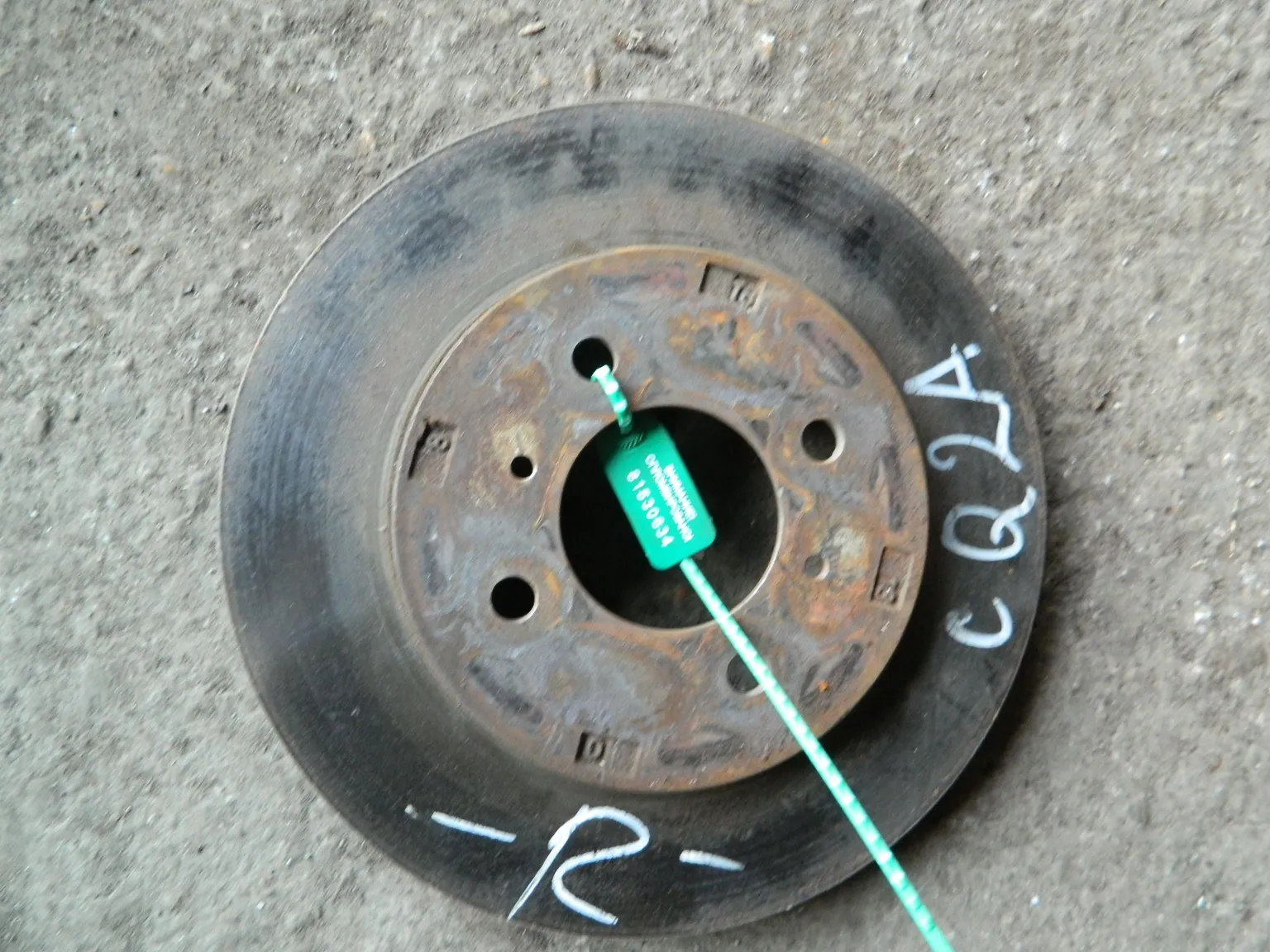 Диск тормозной MITSUBISHI LANCER CEDIA CS5W Перед (Контрактный) 81530634