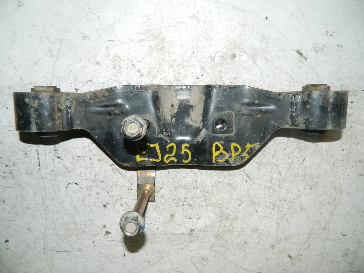 Подушка редуктора SUBARU 41310AG022 K3 SUBARU OUTBACK BP5 (Контрактный)