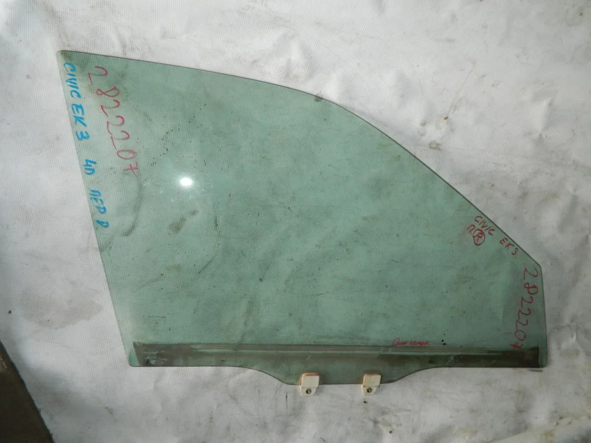 Стекло двери HONDA CIVIC EK3 Перед. Прав (Контрактный) 2822207