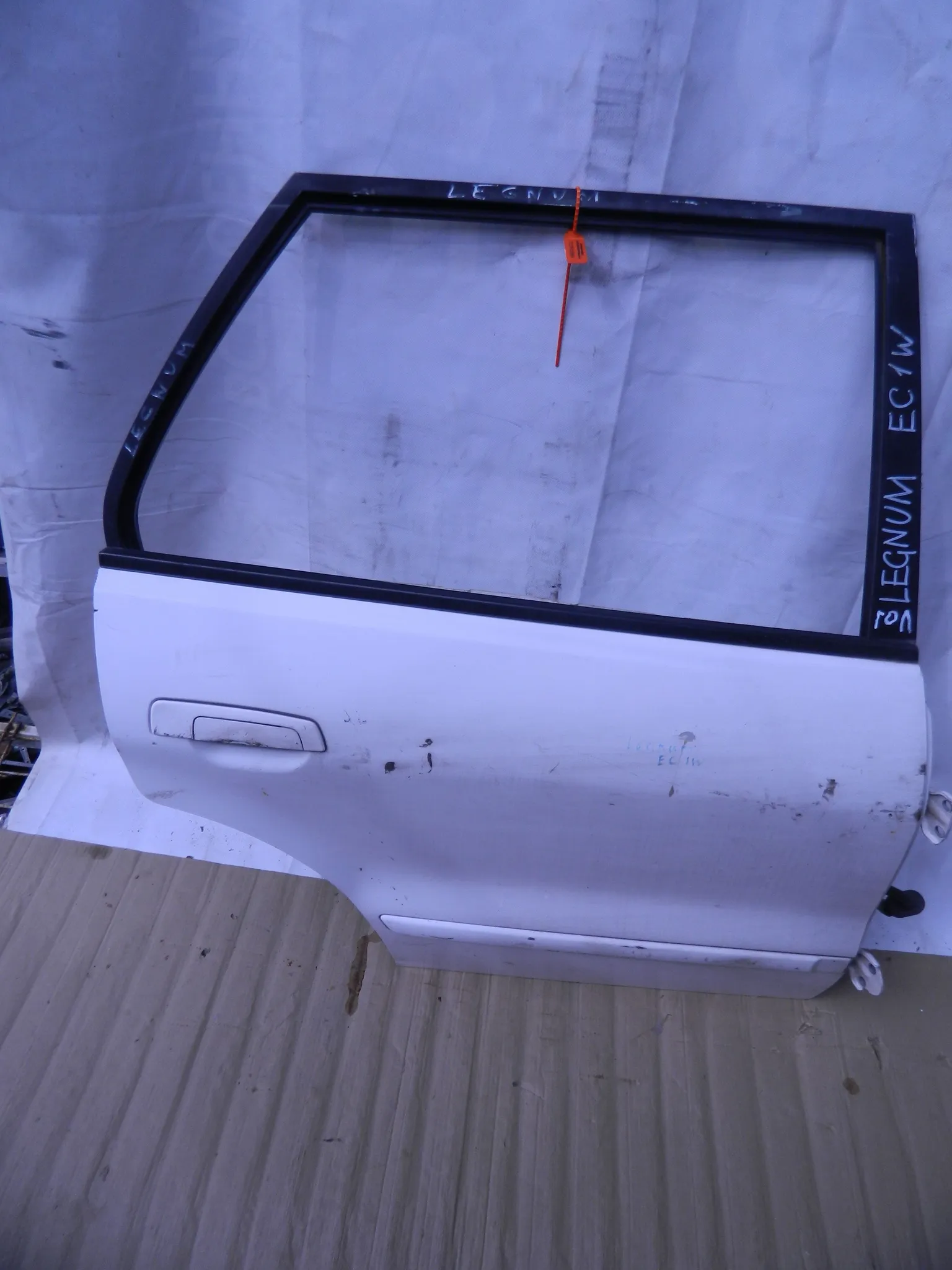 Дверь MITSUBISHI LEGNUM EC1W Зад Прав (Контрактный) 72355988