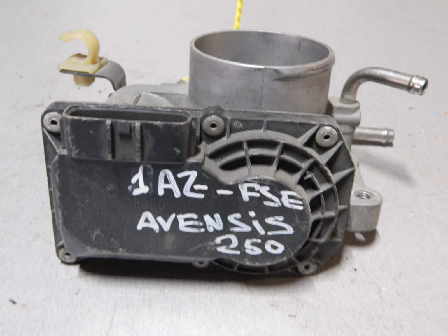 Дроссельная заслонка TOYOTA 1AZFSE (Контрактный) 79780381