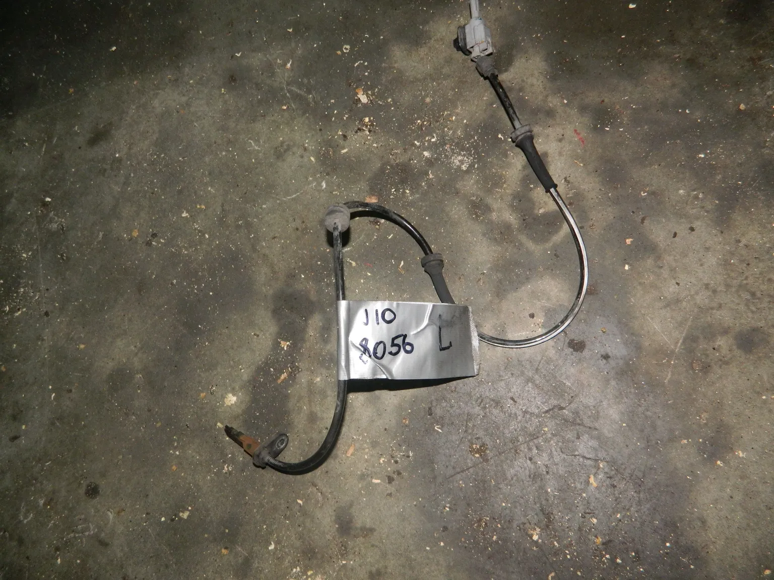 Датчик ABS NISSAN QASHQAI J10 Перед Лев (Контрактный) 1022330686