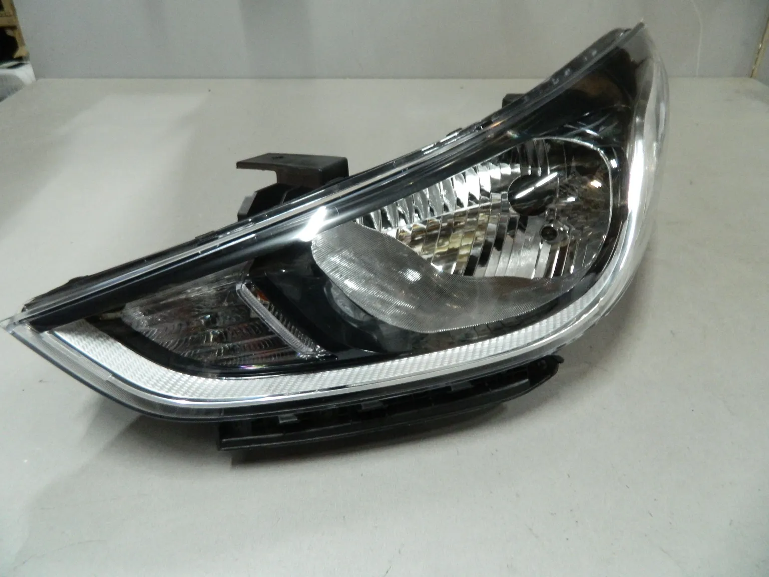 Фара JORDEN JH02ACT17001BL HYUNDAI SOLARIS II (галоген) LH 92101H5000