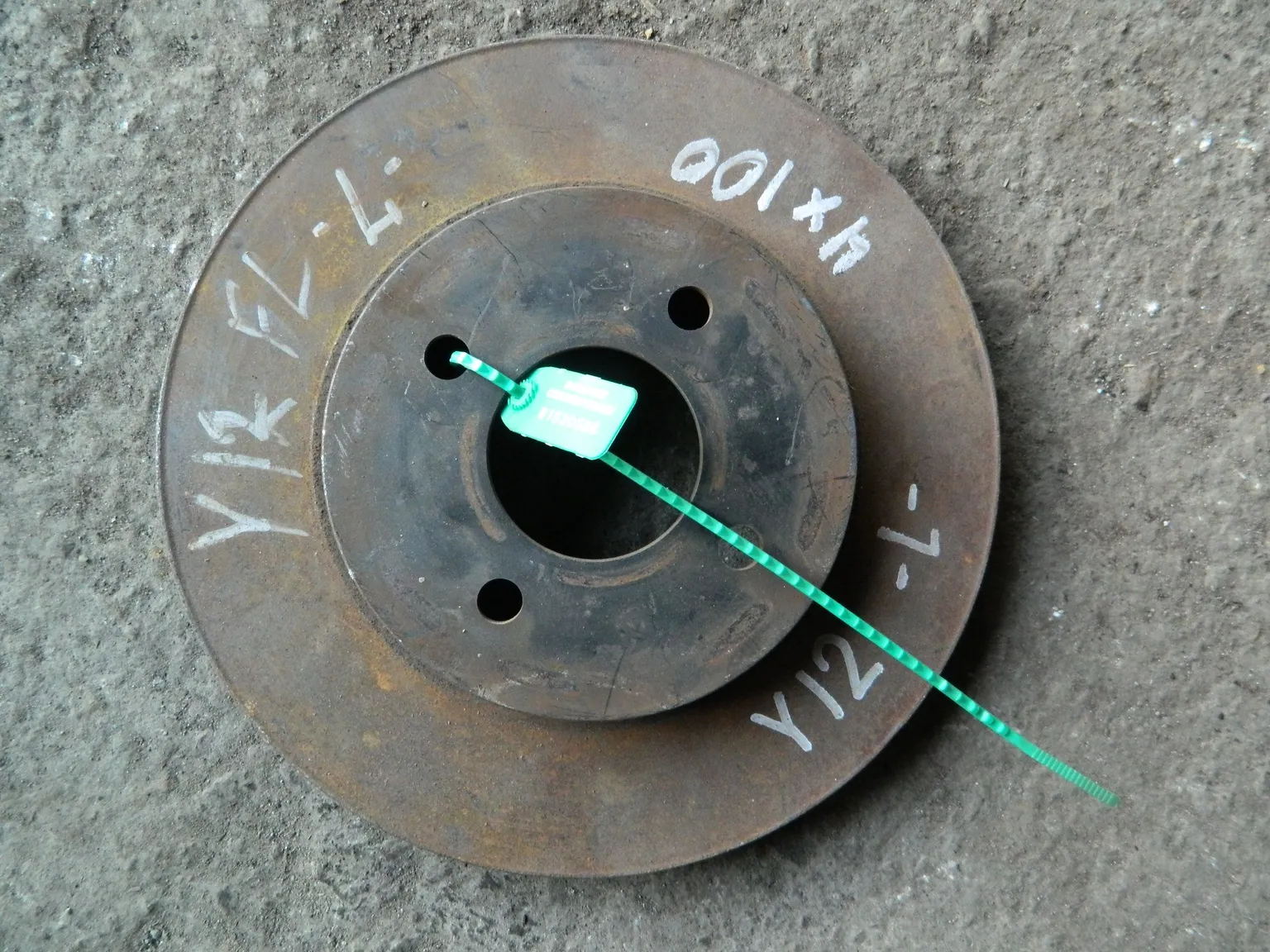 Диск тормозной NISSAN WINGROAD Y12 Перед (Контрактный) 81530586