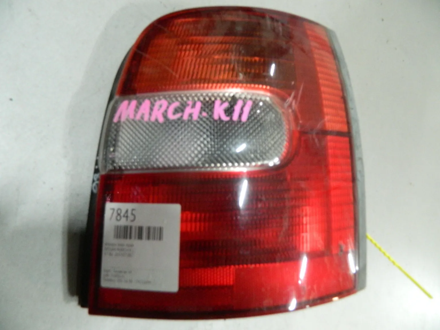 Фонарь NISSAN MARCH K11 Задн Прав 4786 (Контрактный) 64492222