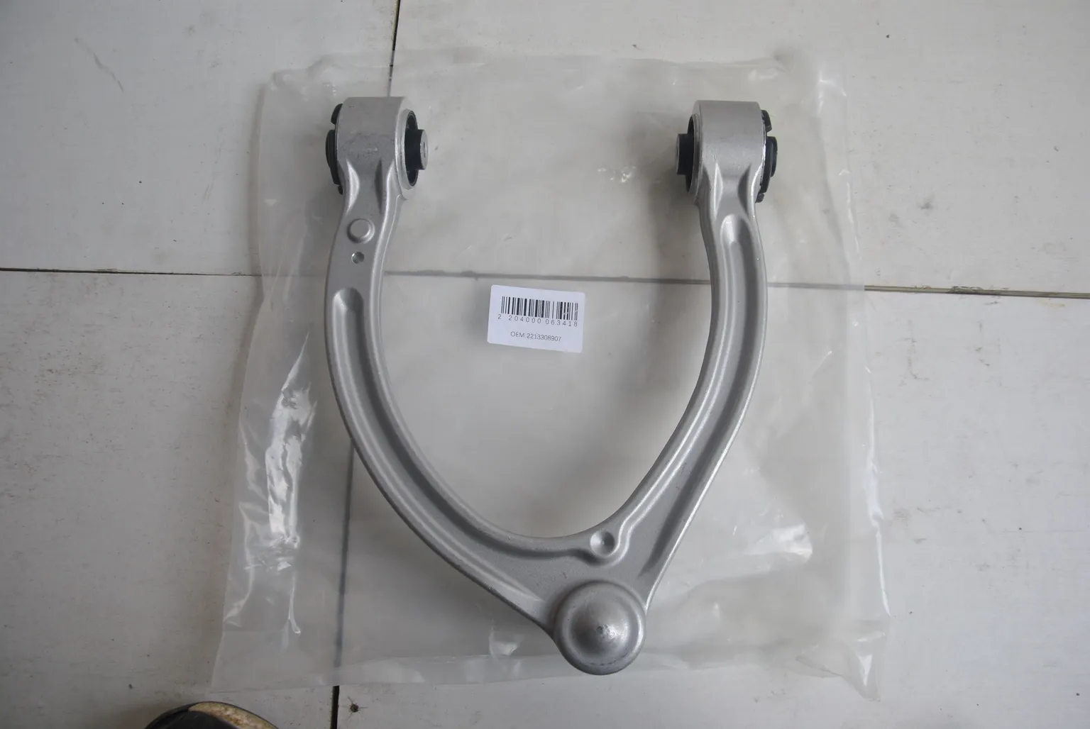 Рычаг GENERAL PARTS 2213308907 MERCEDES-BENZ S-CLASS W221 2005- Перед. Верх. Лев