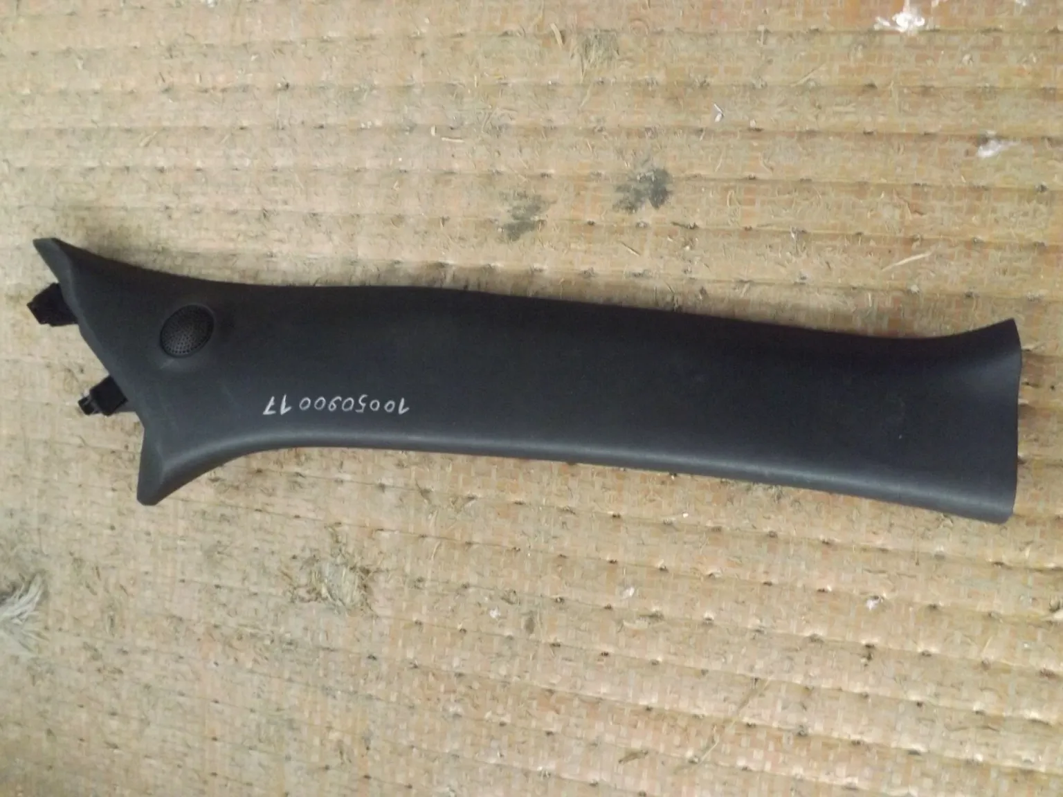 Обшивка стойки NISSAN JUKE YF15 Перед Прав (Контрактный) 1005090017