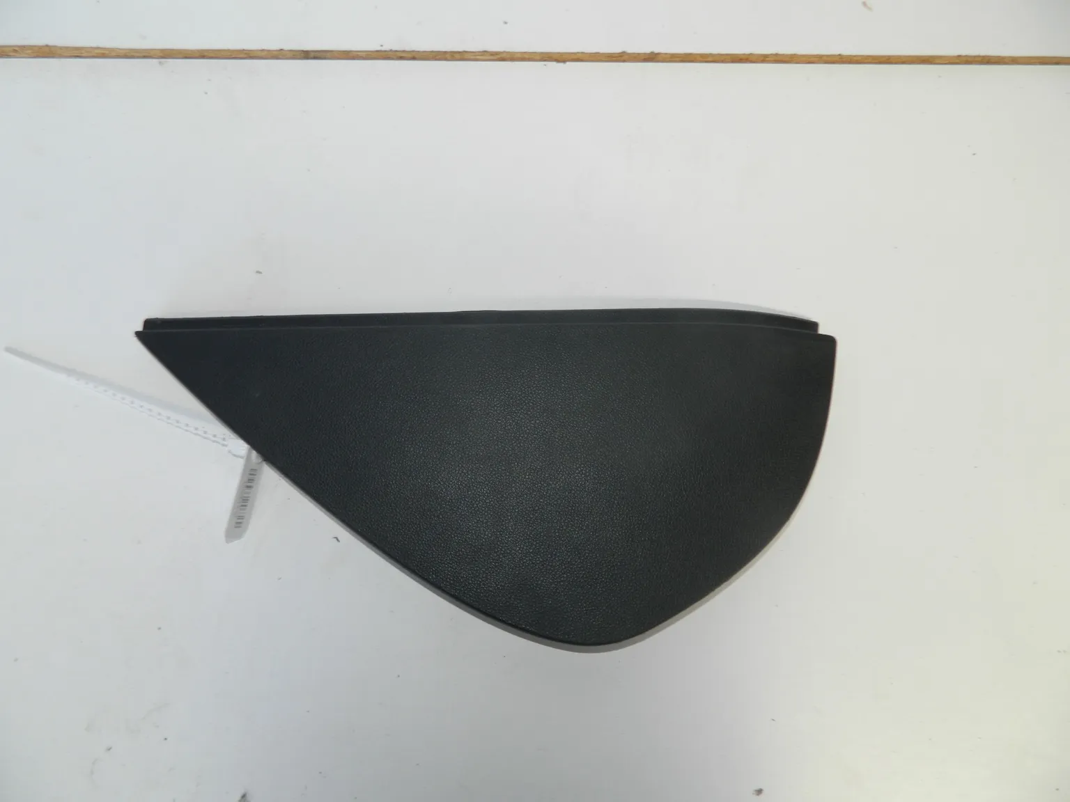 Накладка на торпедо Volkswagen Polo MK5 CFN Лев (Б/У)