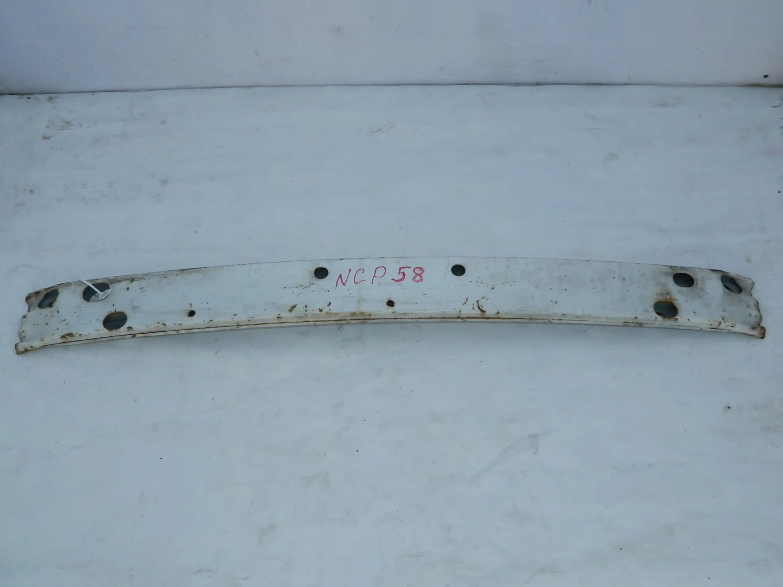 Усилитель бампера TOYOTA SUCCEED NCP58 (Контрактный) 35015067