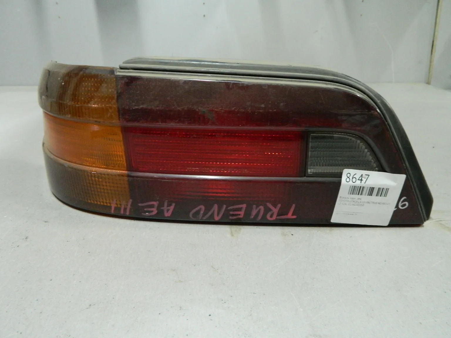 Фонарь TOYOTA COROLLA LEVIN AE111 Зад Лев 12426 (Контрактный) 64492313