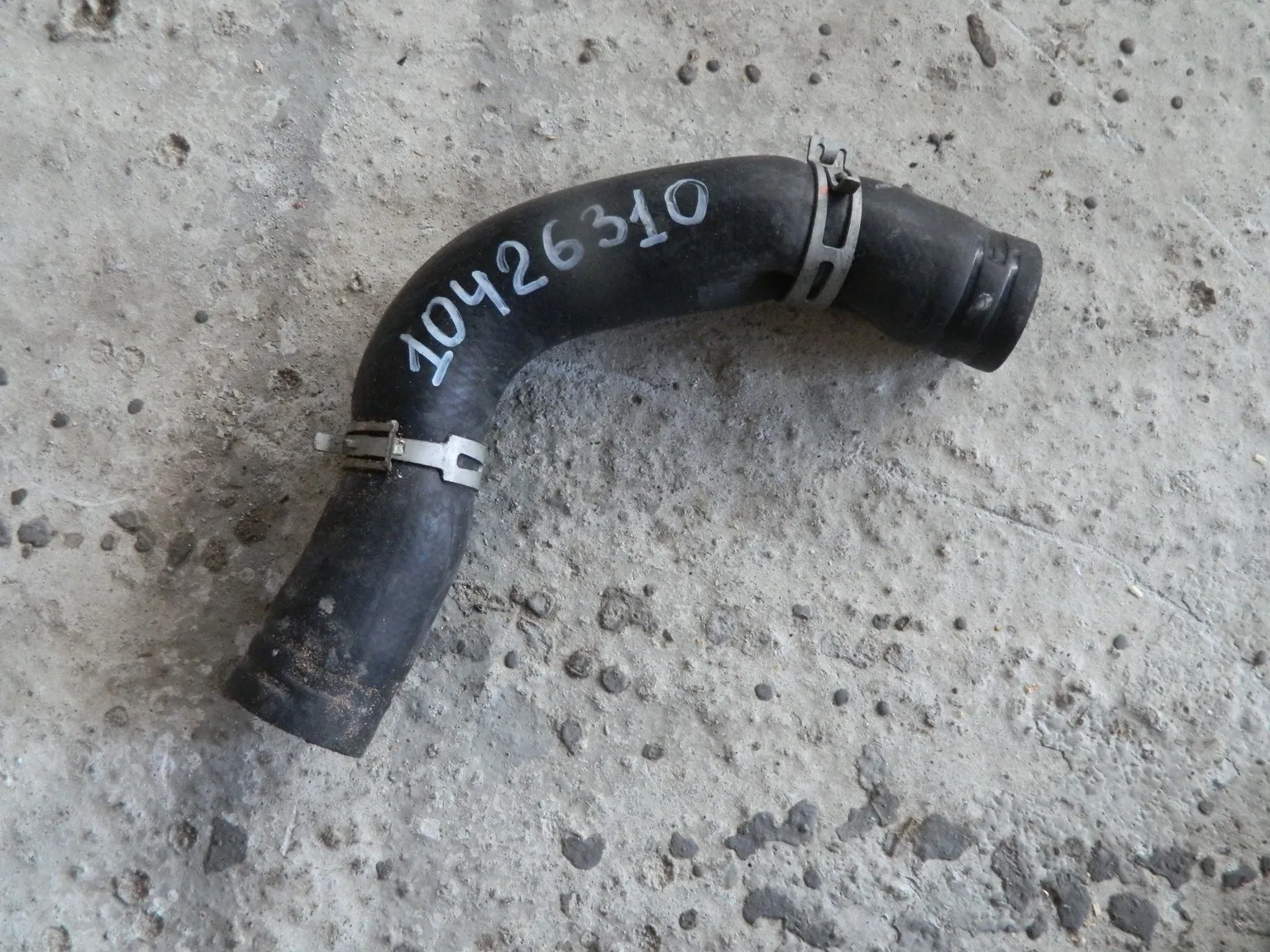 Патрубок радиатора SUBARU FB20 (Контрактный) 10426310