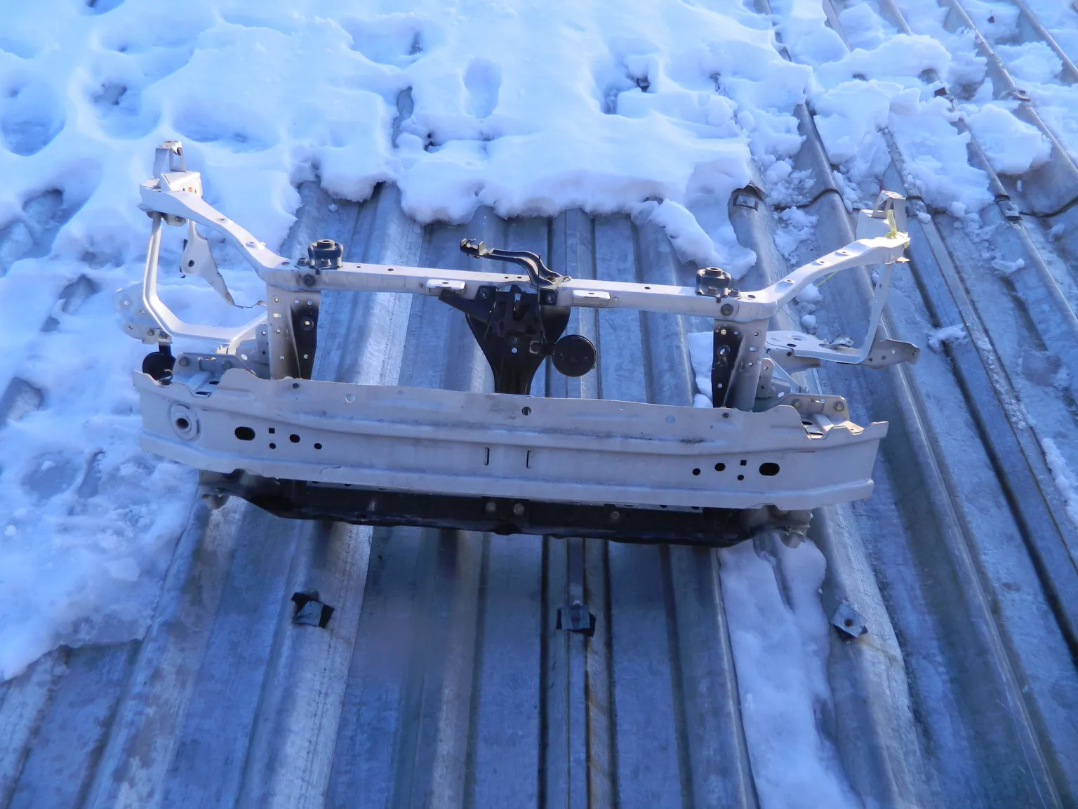 Рамка радиатора SUBARU XV GP7 (Контрактный) 79773930