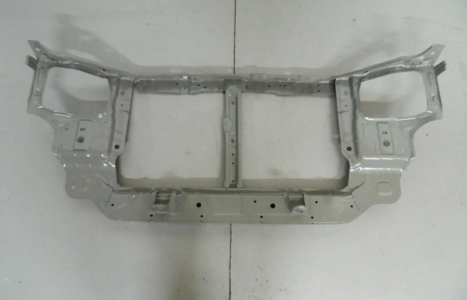 Рамка радиатора JORDEN JH02ACT01048A HYUNDAI ACCENT 00-06 / ACCENT(Тагаз) 01- 6410025300