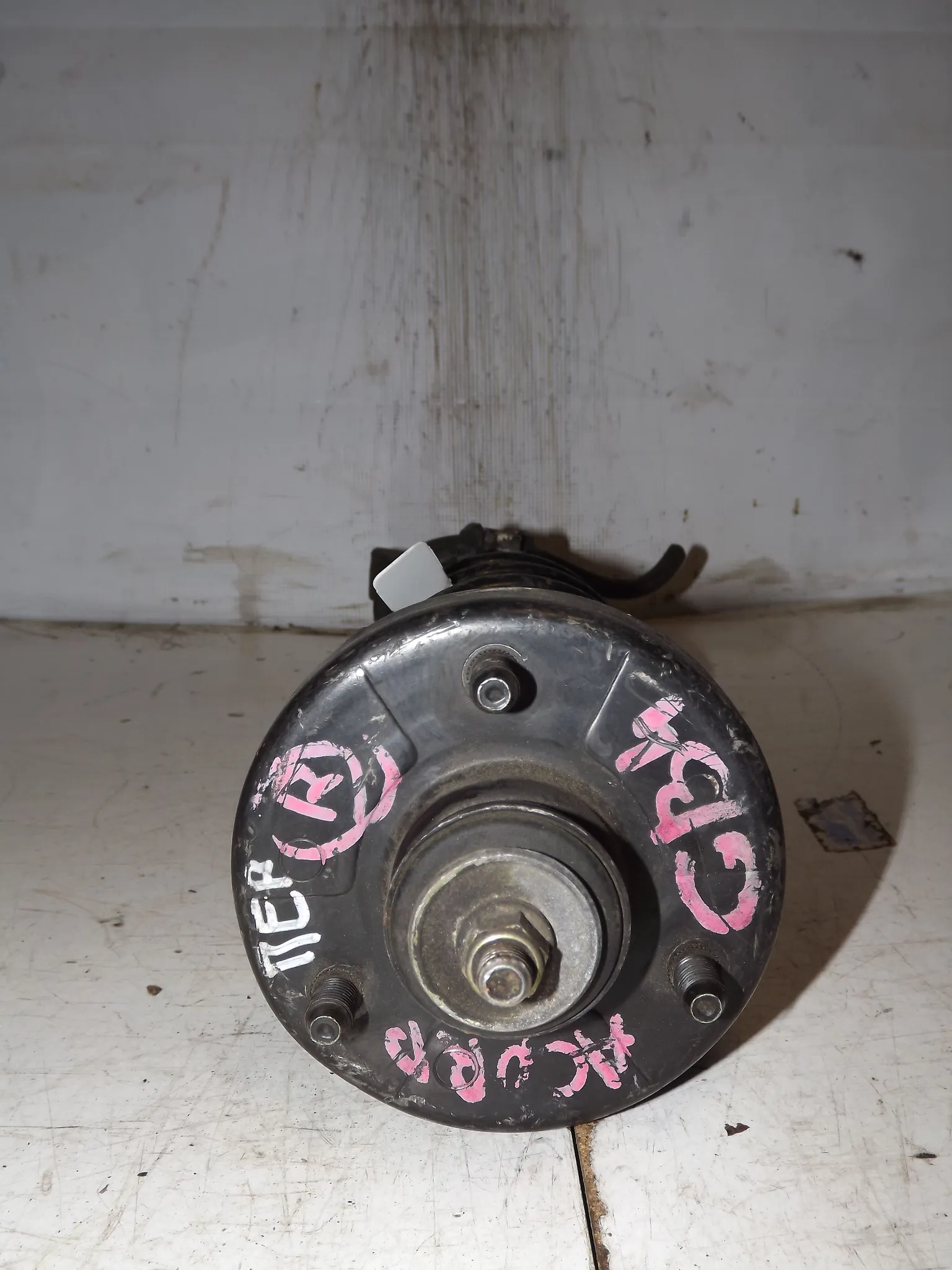 Стойка подвески HONDA ACCORD CB4 Перед Прав (Контрактный) 35023137