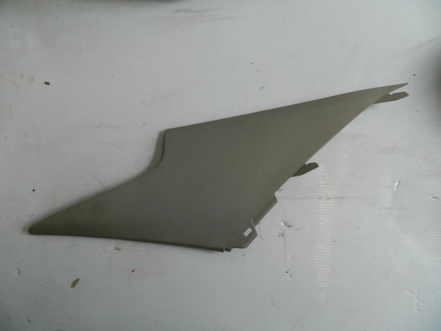 Обшивка стойки TOYOTA CAMRY ACV40 Зад Прав (Контрактный) 4542604