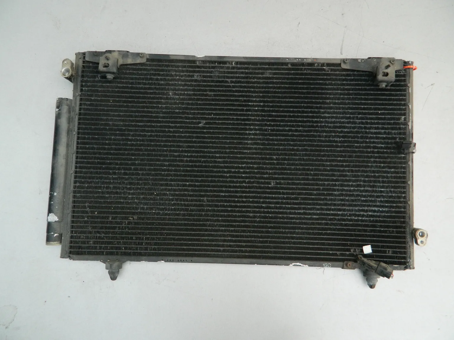 Радиатор кондиционера TOYOTA PREMIO AZT240 (Контрактный) 72367568