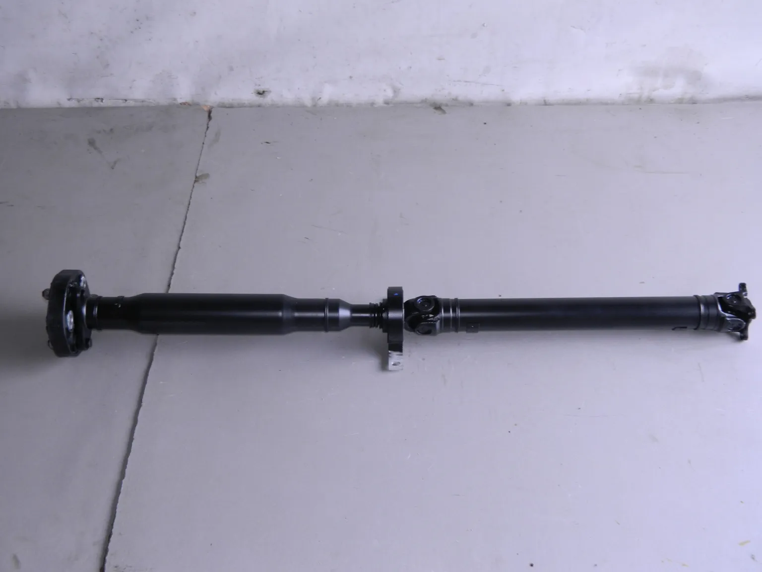 Карданный вал GENERAL PARTS 26107564740 BMW X3 E83 04-10 N52B30