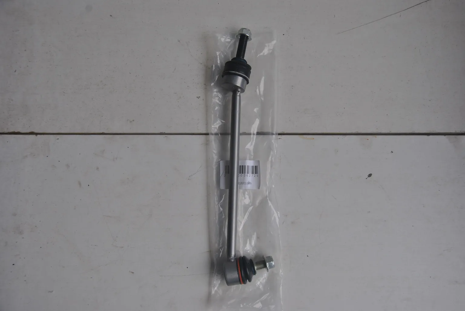 Тяга стабилизатора GENERAL PARTS 2213201589 MERCEDES-BENZ S-CLASS W221 05-, CL C216 06-13 Перед Лев